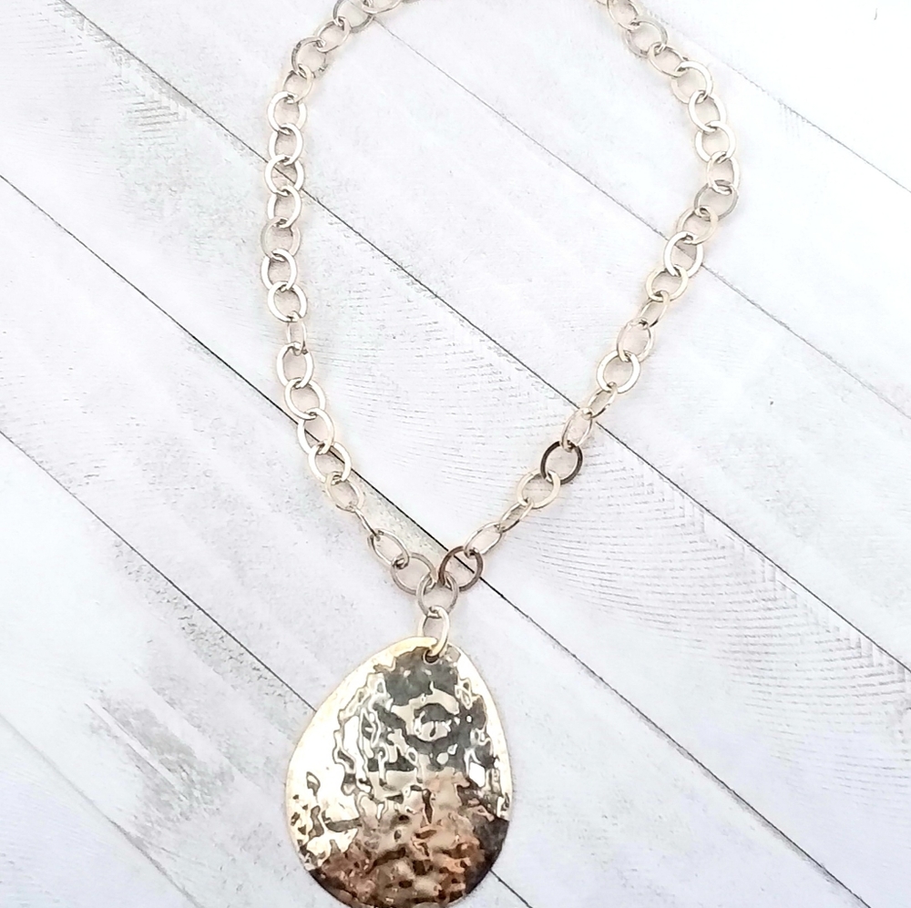 Silpada sterling silver hammered pendant necklace
